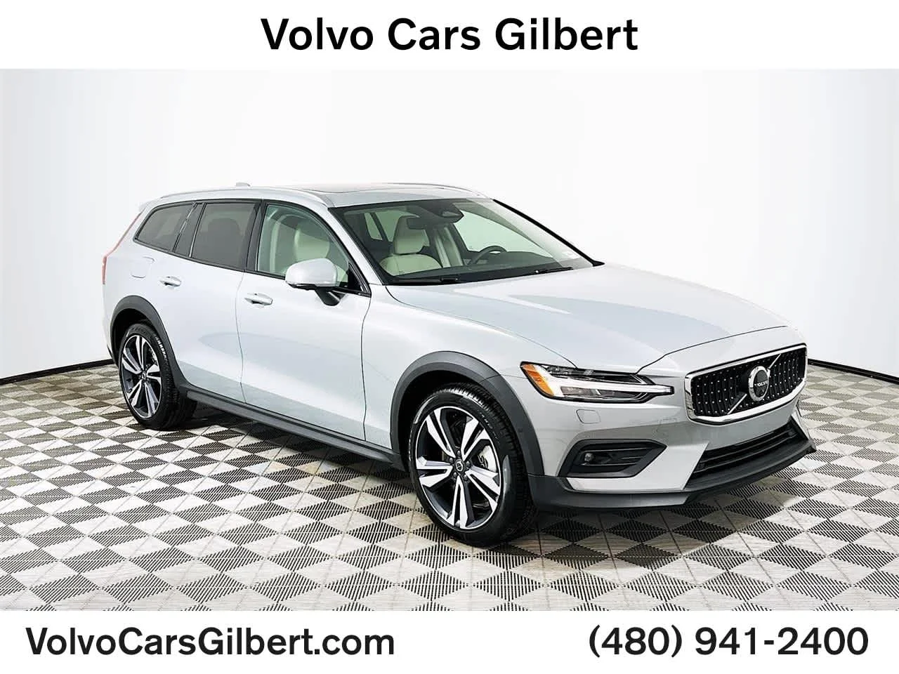 2026 Volvo V60 Cross Country B5 Plus AWD's photo