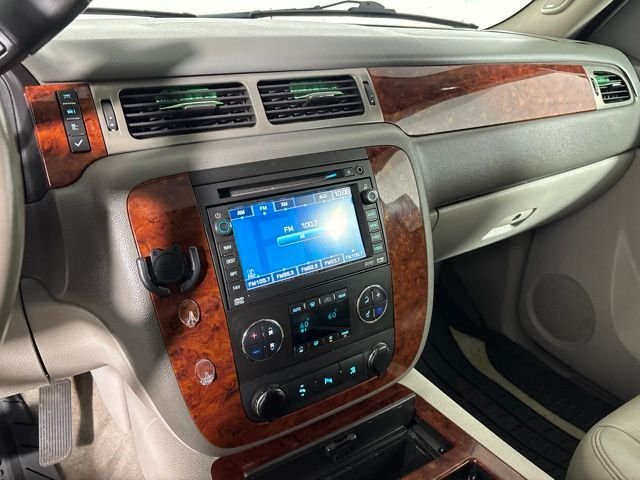 Used 2010 Silver Chevrolet LTZ image 18