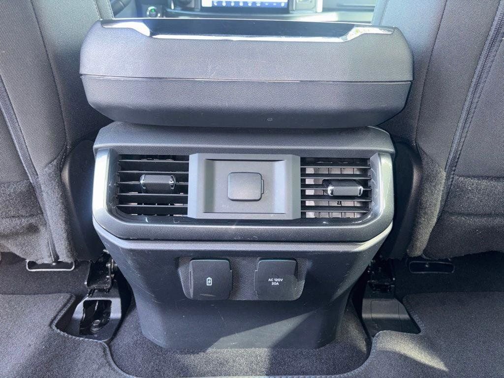 Certified Used 2023 Avalanche Ford XLT image 57