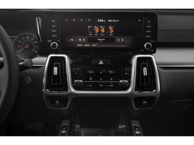 Used 2021 Glacial White Pearl Kia SX image 14