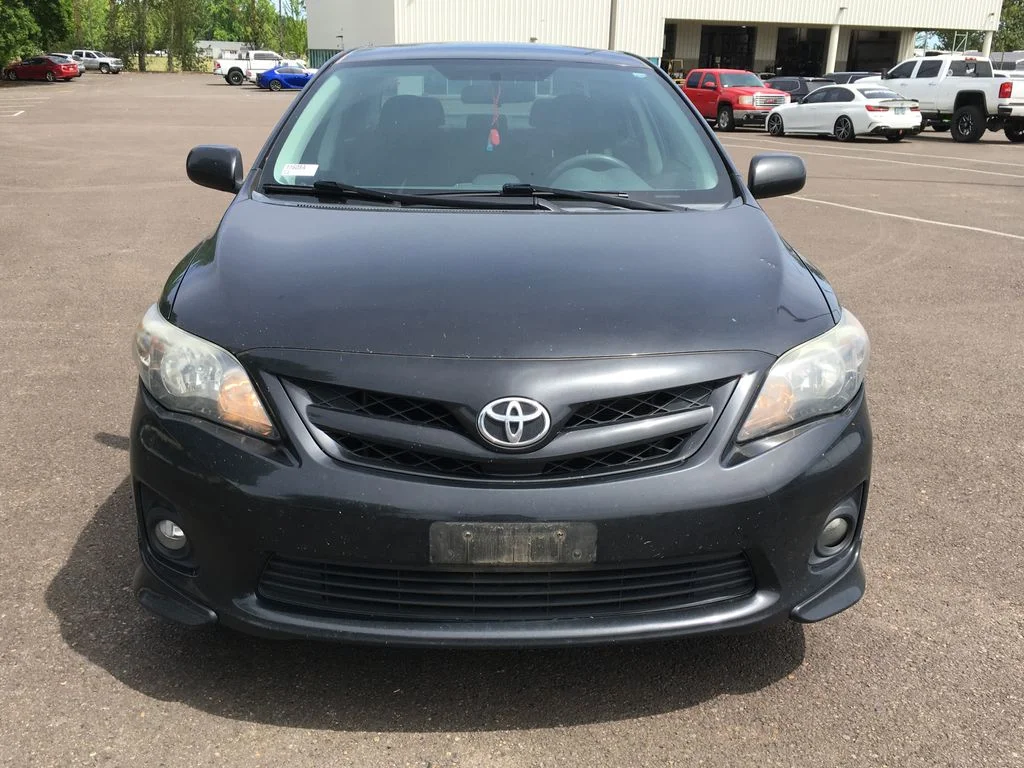 Used 2013 Black Toyota S image 9