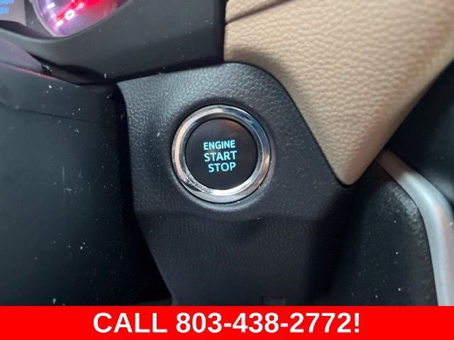 Used 2020 Red Toyota XLE image 22