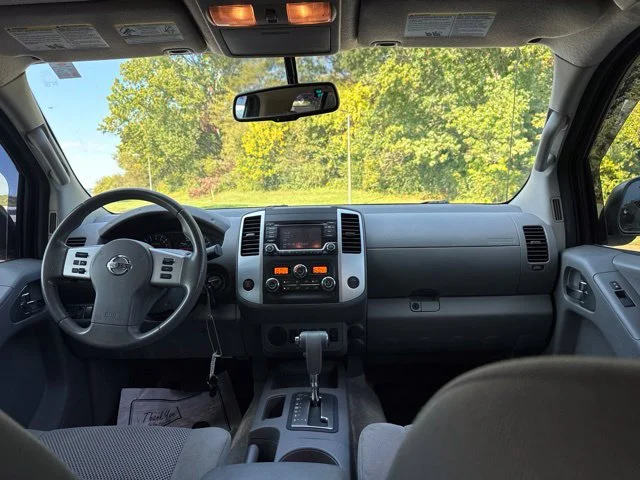 Used 2015 White Nissan SV image 12