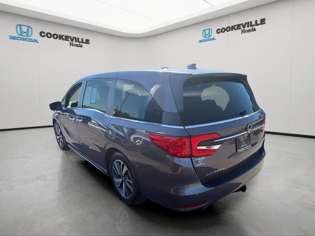 Used 2022 Modern Steel Metallic Honda Touring image 8