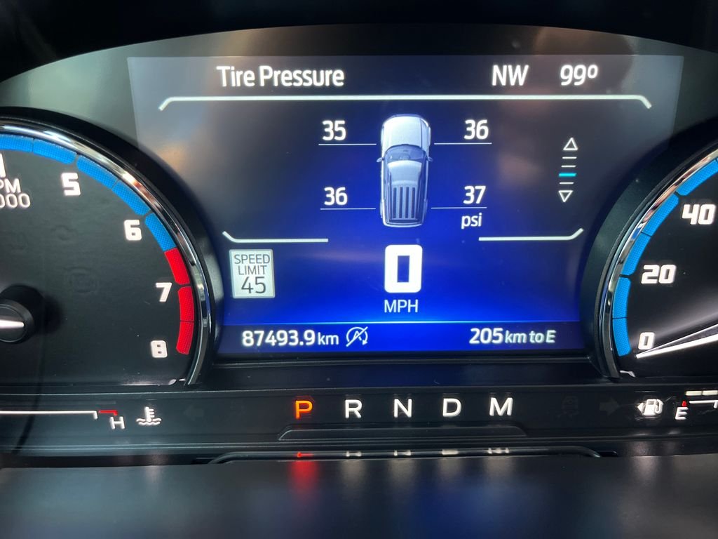 Used 2021 Blue Ford Badlands image 16