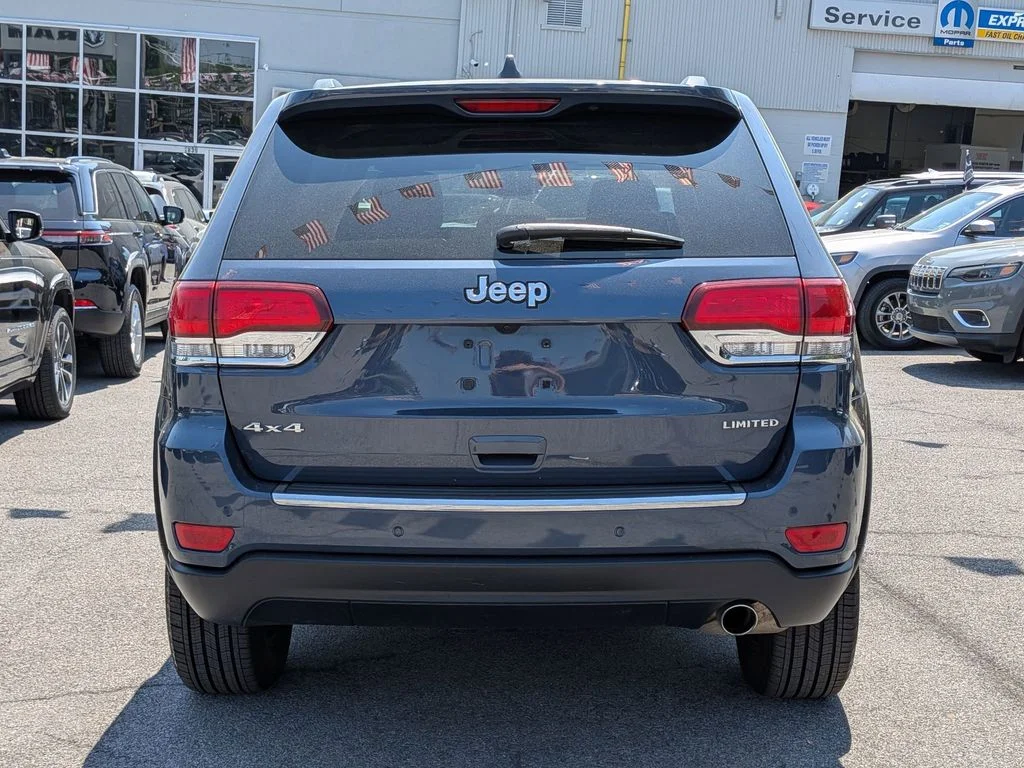 Used 2021 Blue Jeep Limited image 7