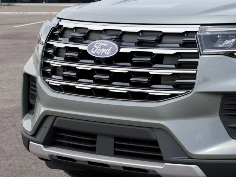 New 2027 Avalanche Gray Ford Active image 17