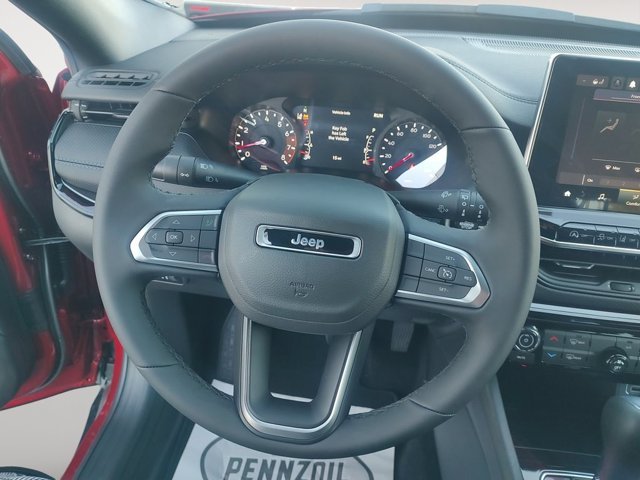 New 2026 Red Hot Pearlcoat Jeep Latitude Altitude image 12