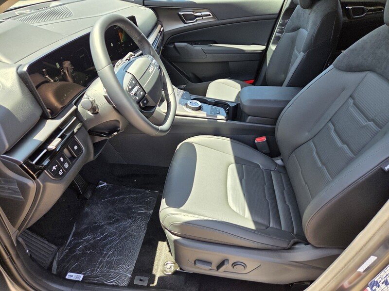 New 2026 Shadow Matte Gray Kia SX Prestige image 6