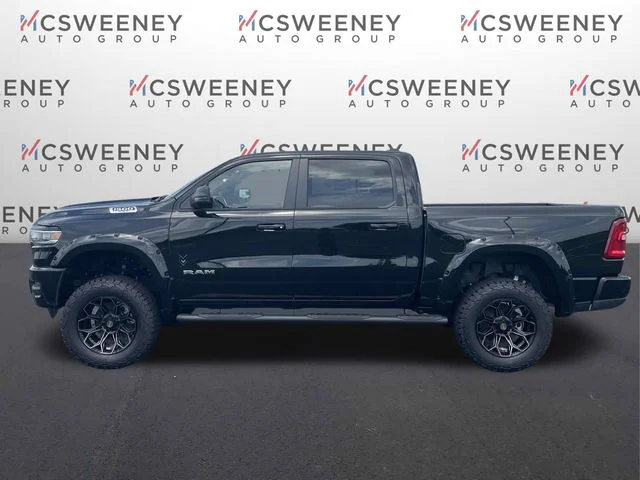 New 2025 Diamond Black Crystal Pearl-Coat Exterior Paint RAM Big Horn/Lone Star image 6