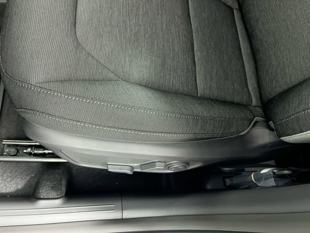 New 2027 Snow White Pearl Kia S image 13