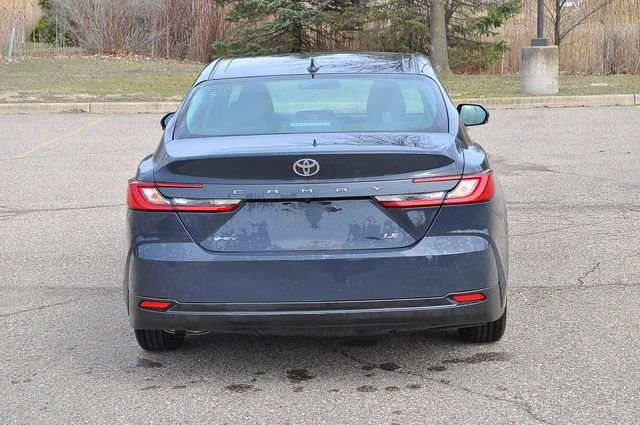Used 2025  Toyota LE image 4