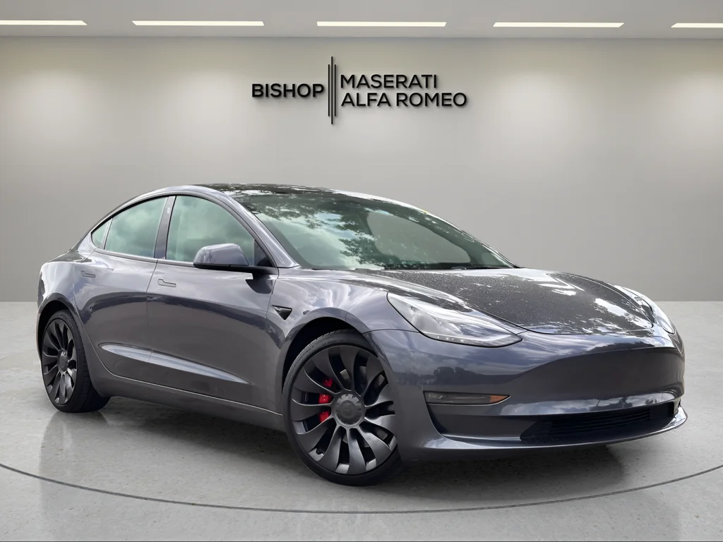 2023 Tesla Model 3 Performance's photo