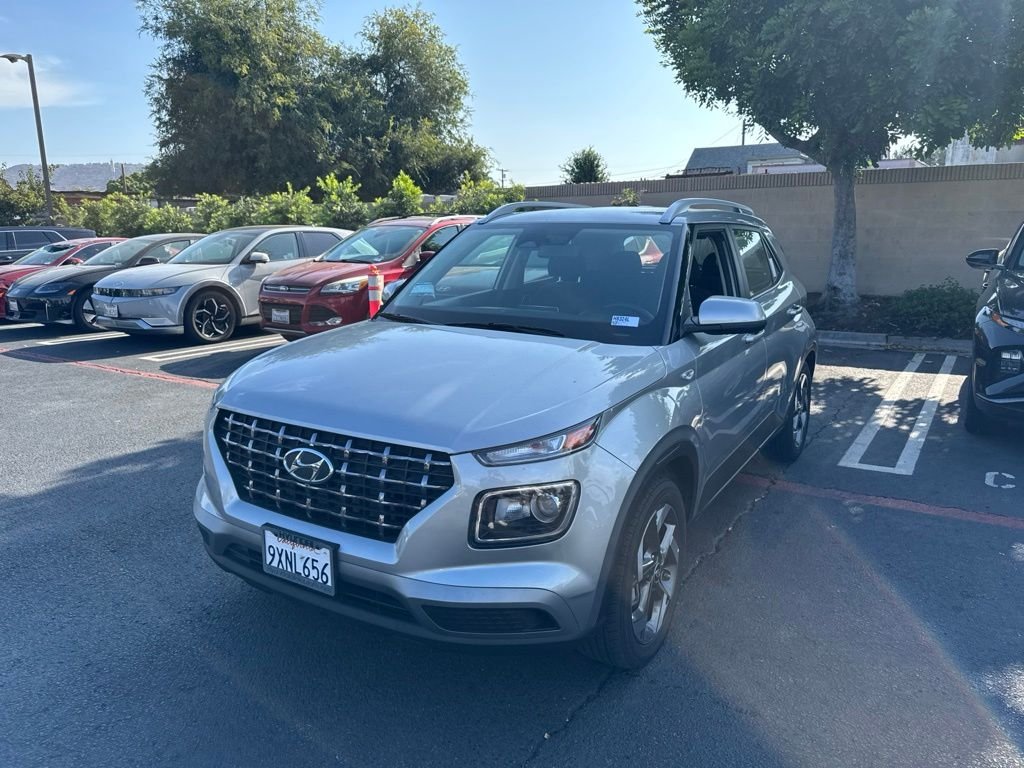 Certified Used 2025 Silver Hyundai SEL image 1