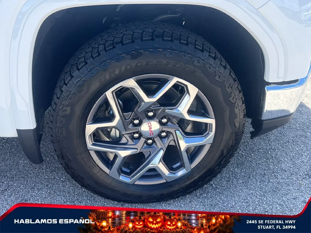 New 2026 Summit White GMC SLT image 21