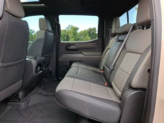 Used 2022 Beige Chevrolet ZR2 image 11