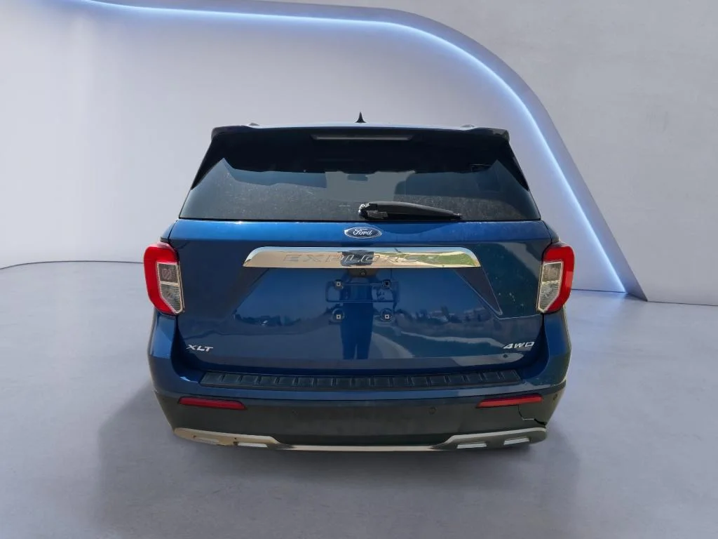 Used 2021 Atlas Blue Metallic Ford XLT image 4