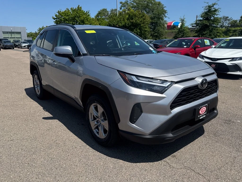 Used 2025 Silver Toyota XLE image 10