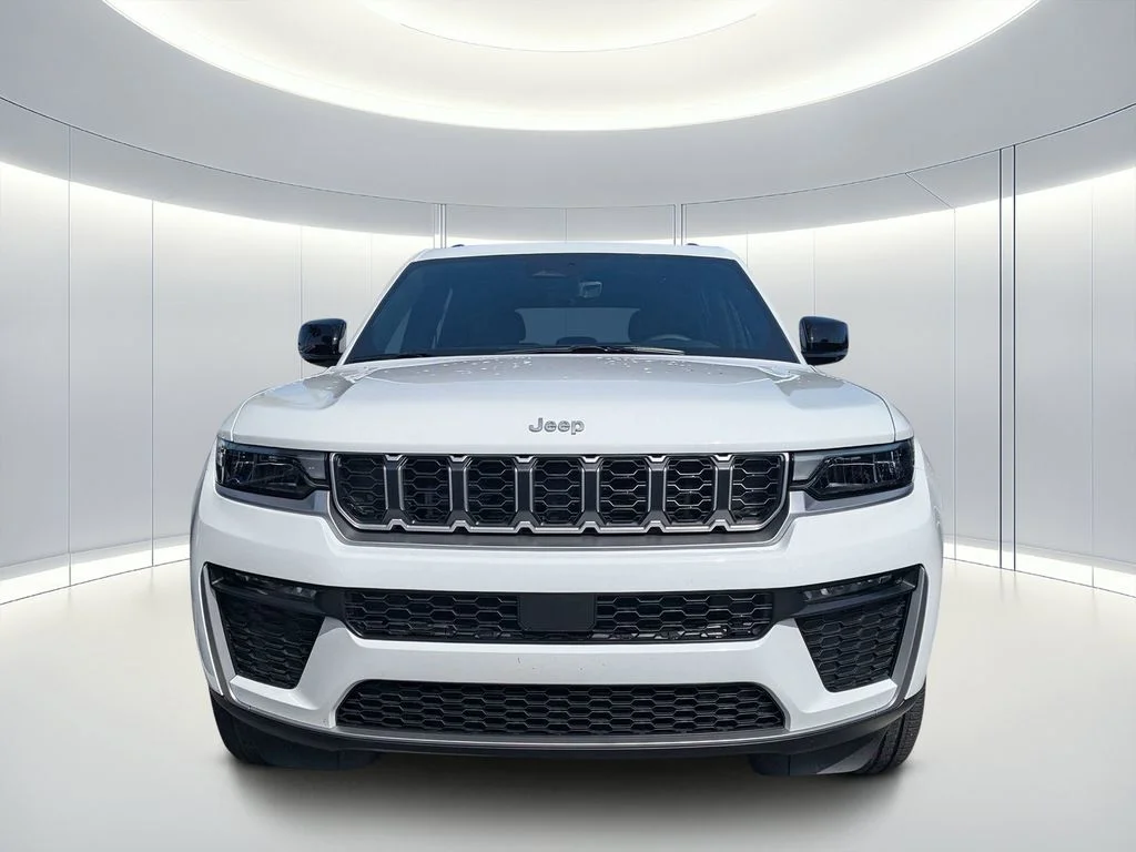 Used 2026 White Jeep Limited image 8