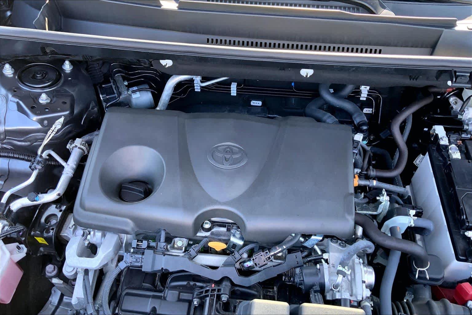 Used 2025 Magnetic Gray Metallic Toyota XLE image 30