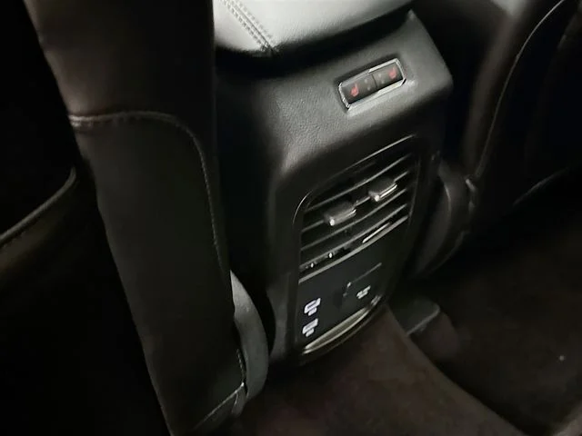 Used 2019 Black Lincoln Reserve image 26