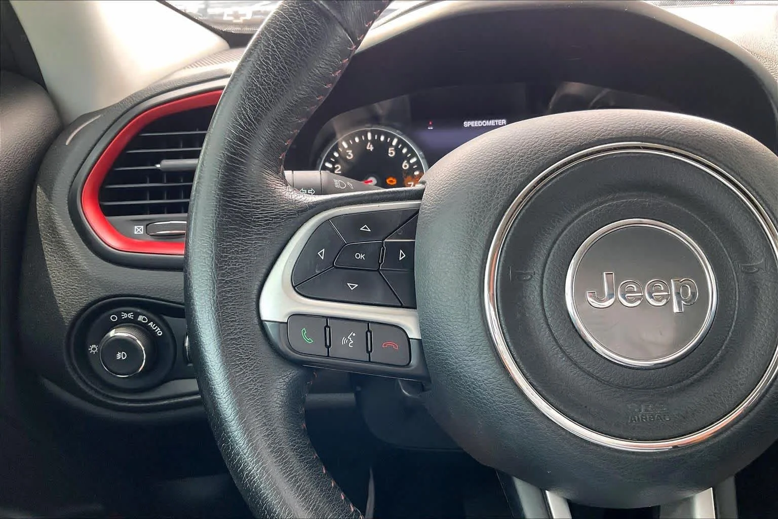 Used 2016 Granite Crystal Metallic Clearcoat Jeep Trailhawk image 24