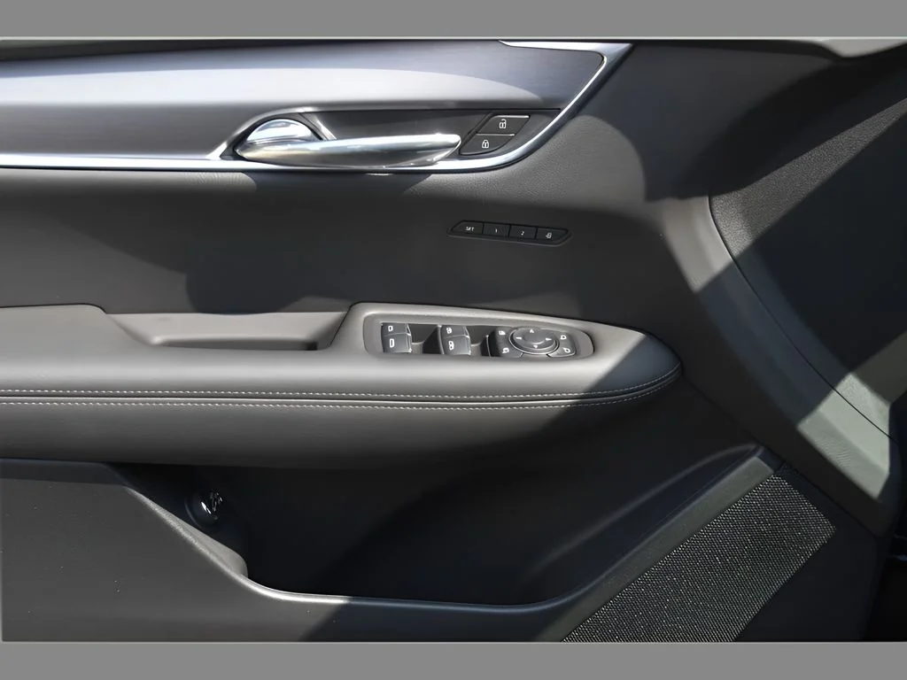 2025 Cadillac XT6 Luxury - Photo 25
