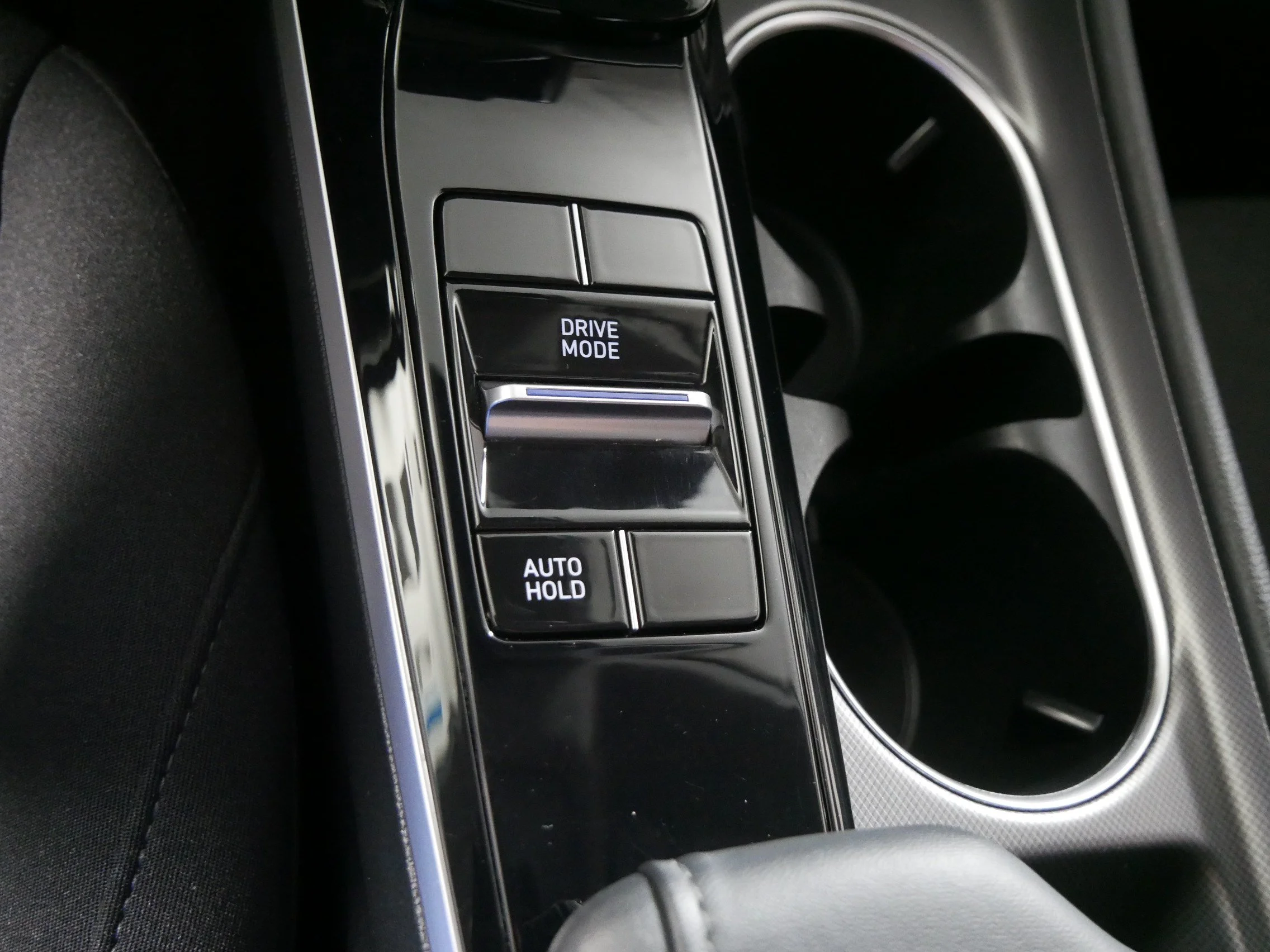 Used 2023 Portofino Gray Hyundai SEL image 30