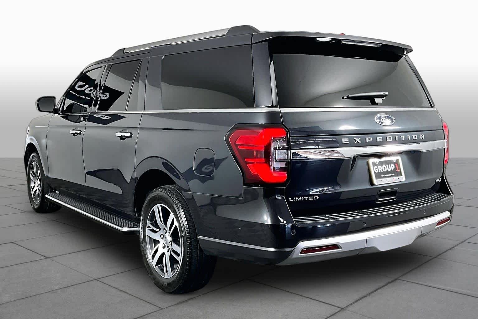 Used 2023 Dark Matter Gray Ford Limited image 11