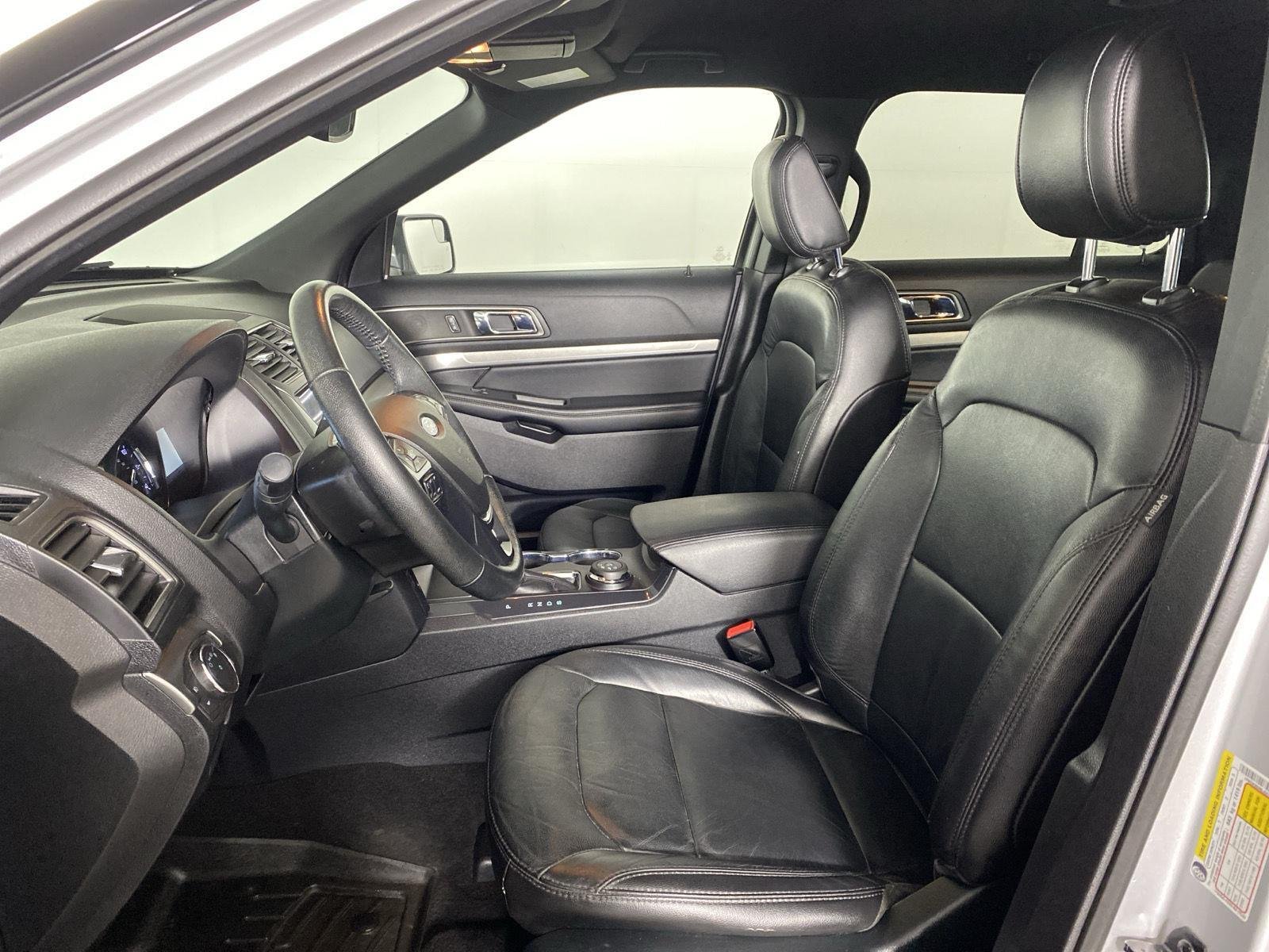 Used 2018 Ingot Silver Ford XLT image 10