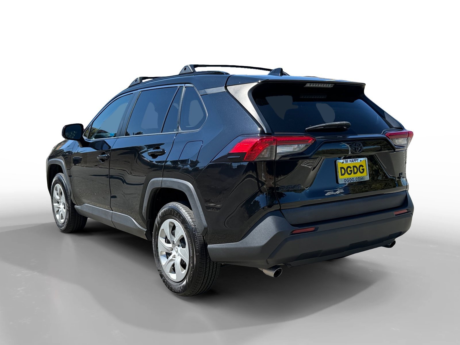 Used 2019 Midnight Black Metallic Toyota LE image 3