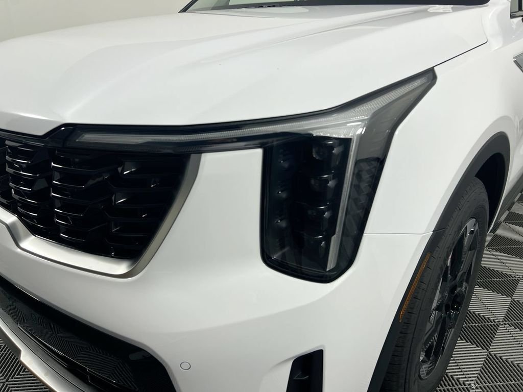 New 2026 Glacial White Pearl Kia S image 9