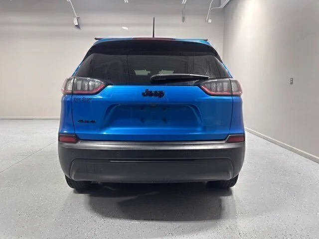 Used 2021 Blue Jeep Latitude Plus image 7