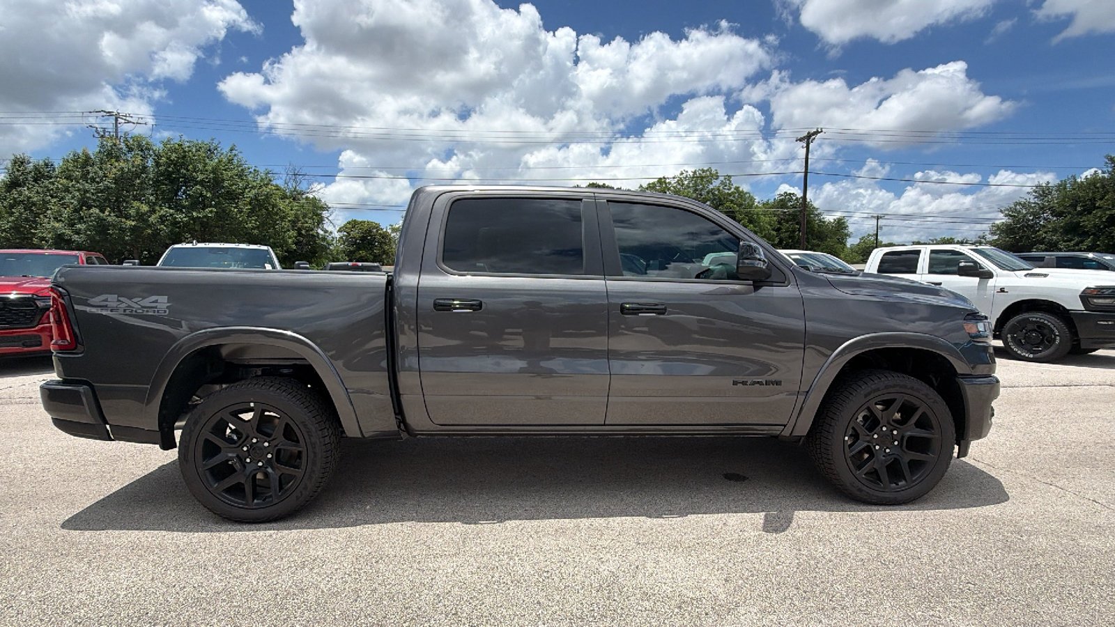 New 2026 Granite Crystal Metallic Clear-Coat Exterior Paint RAM Laramie image 4
