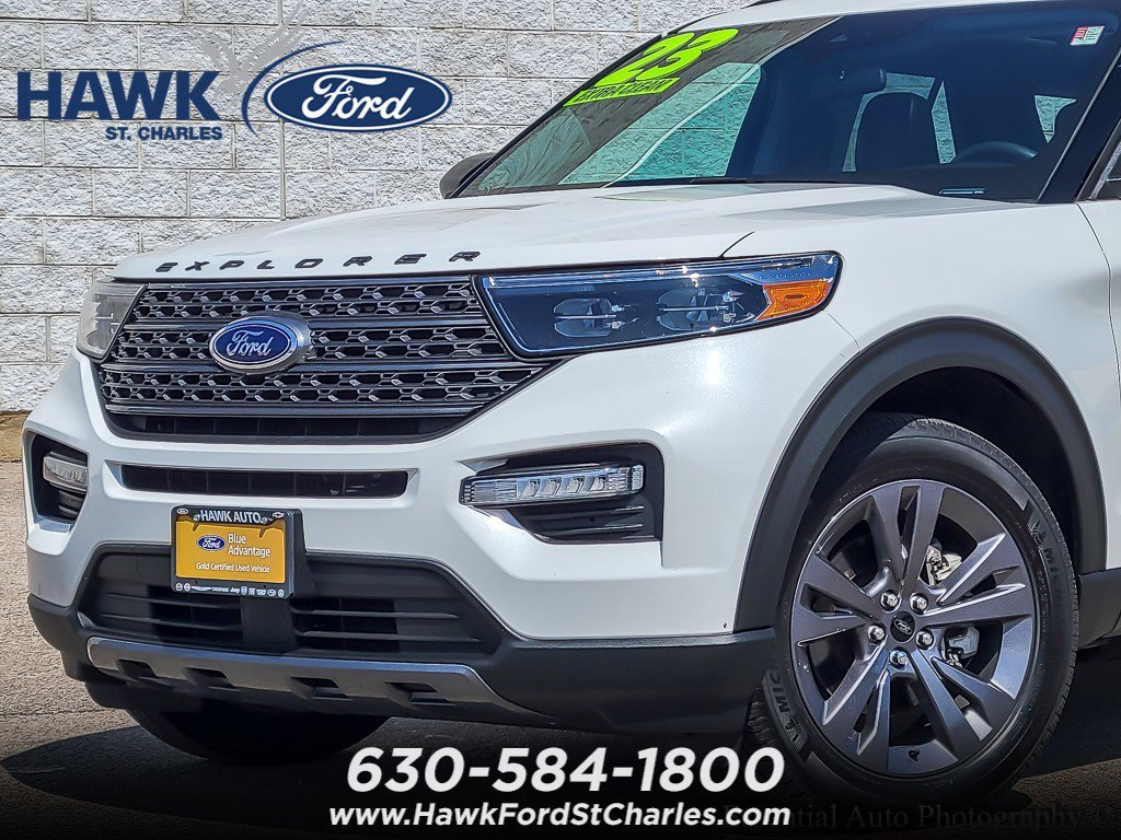 Certified Used 2023 White Metallic Ford XLT image 2