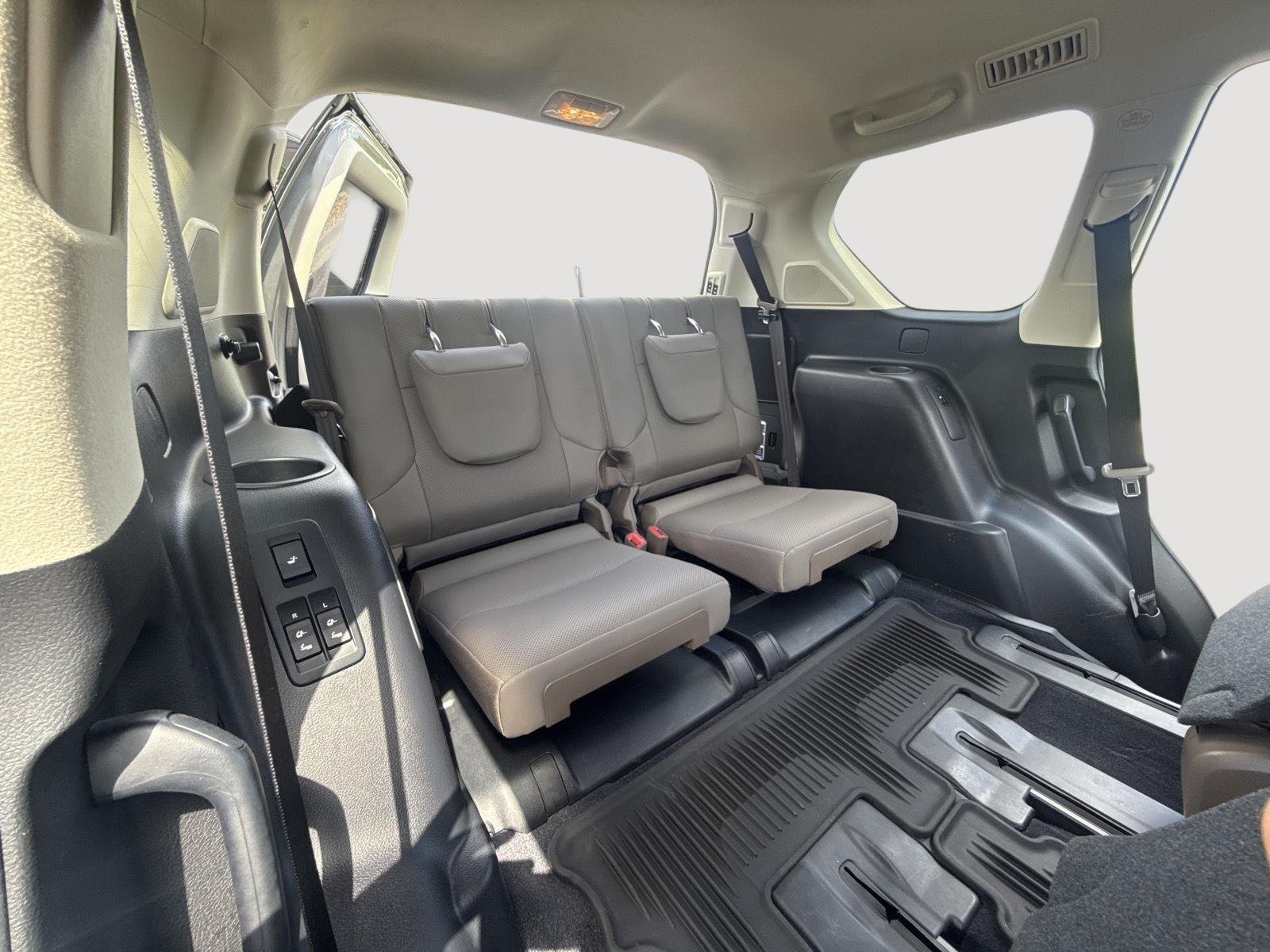 Used 2021 Atomic Silver Lexus GX 460 Premium image 31