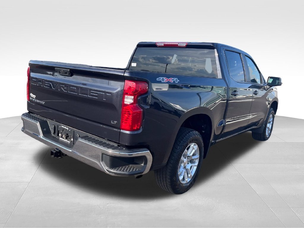Used 2023 Gray Chevrolet LT image 5
