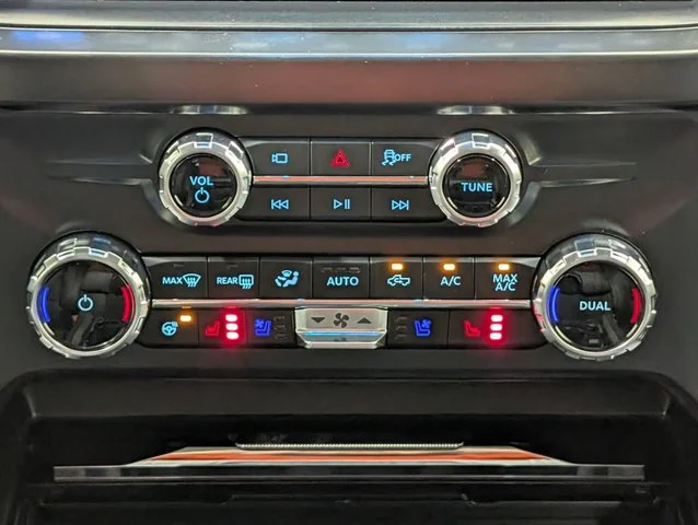 New 2026 Oxford White Ford F-250® Lariat® image 46