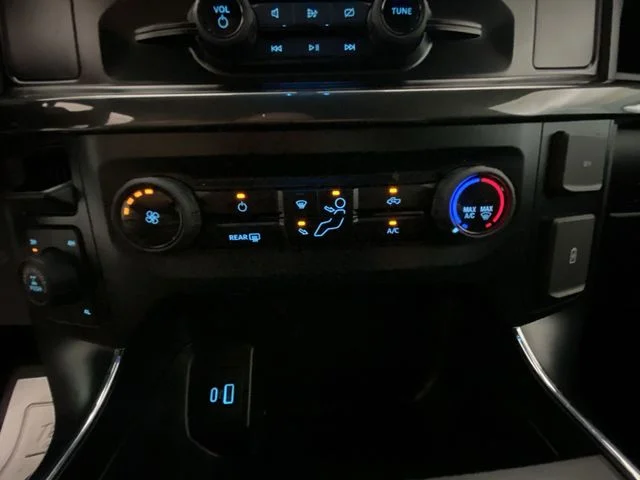 Used 2023 Blue Ford XL image 19