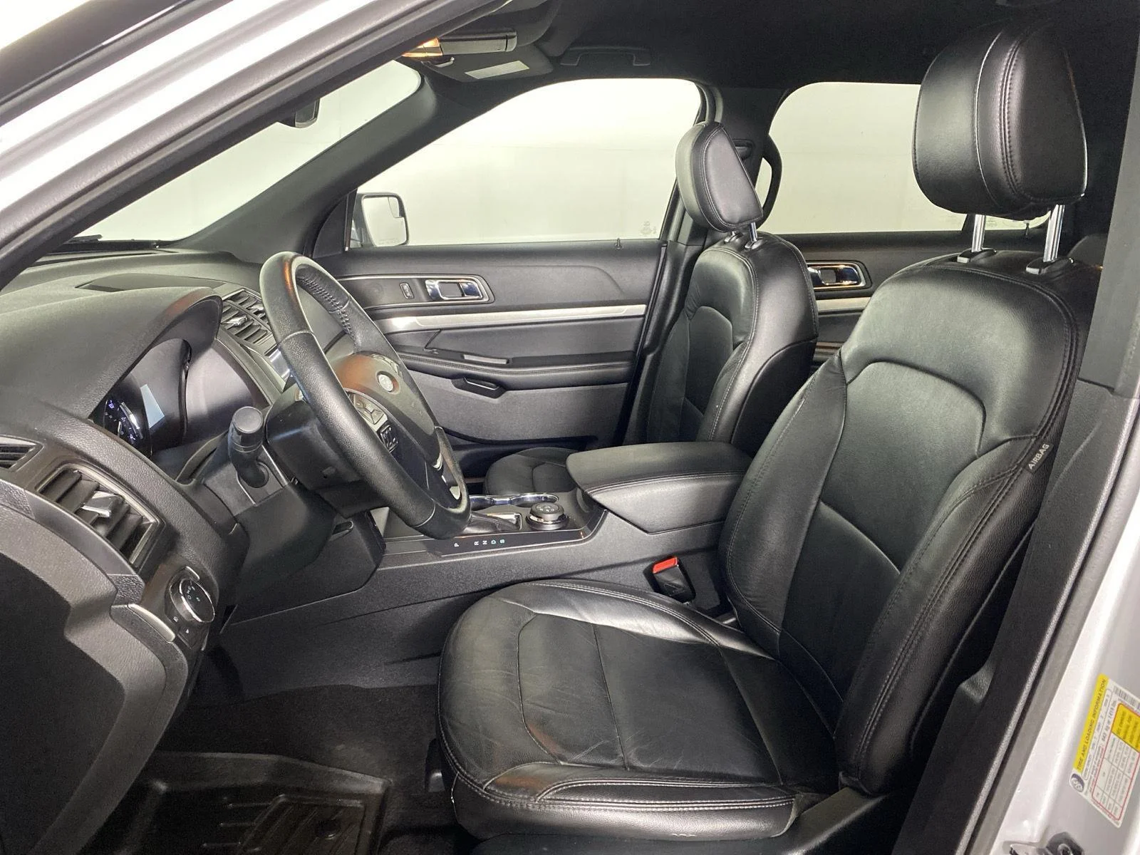 Used 2018 Ingot Silver Ford XLT image 10