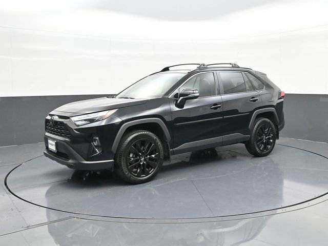 Used 2025 Black Toyota XLE Premium image 1
