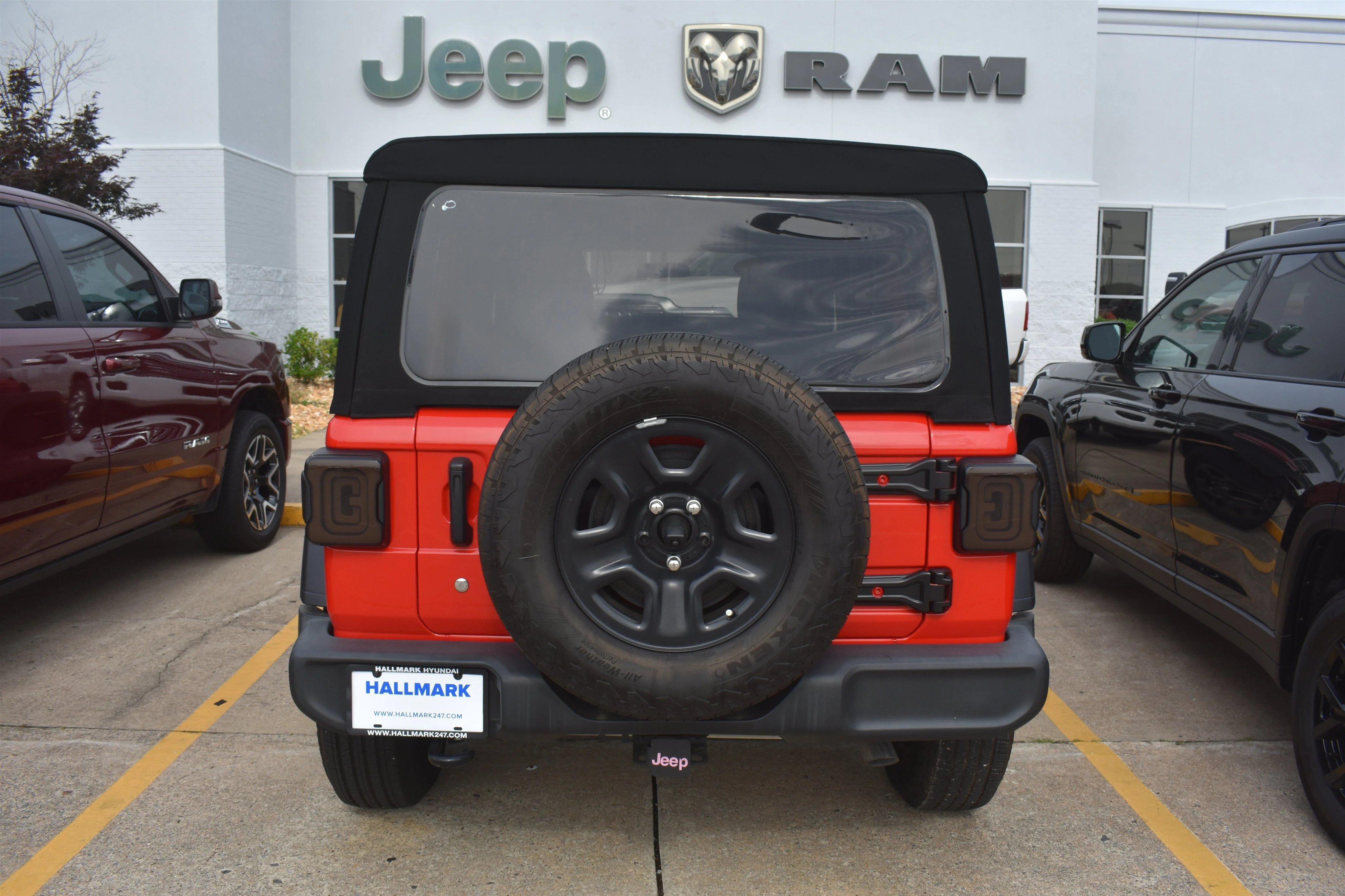 Used 2024 Firecracker Red Clearcoat Jeep Sport image 5