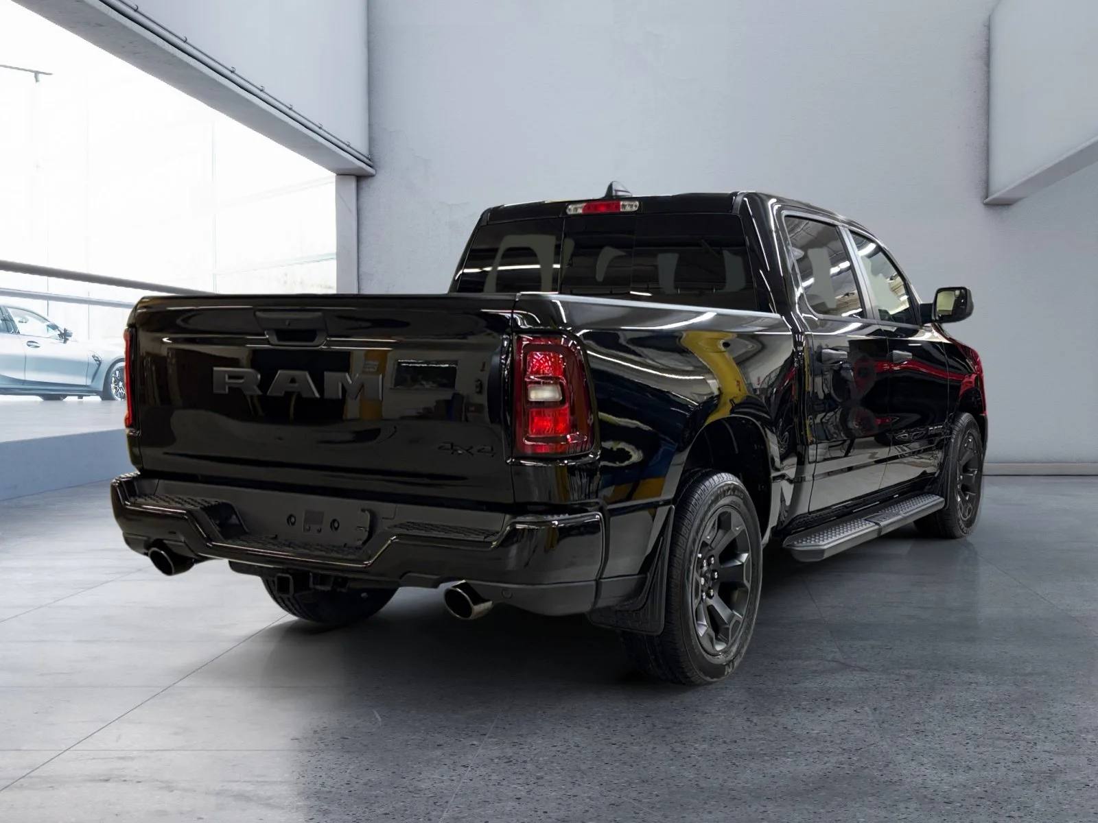 New 2027 Diamond Black Crystal Pearl Ram Express image 5
