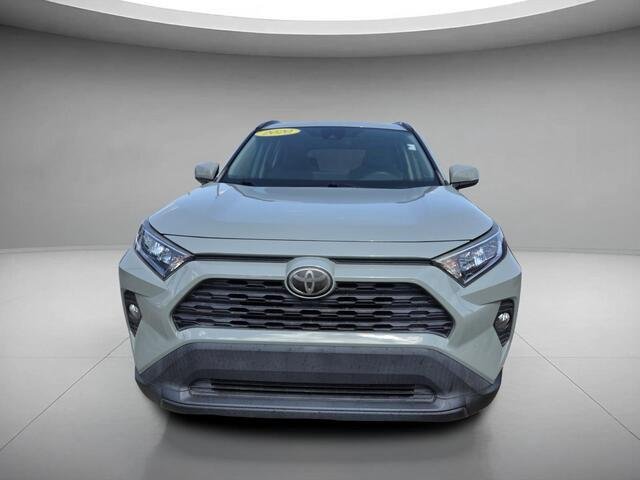 Used 2020 Lunar Rock Toyota XLE image 8