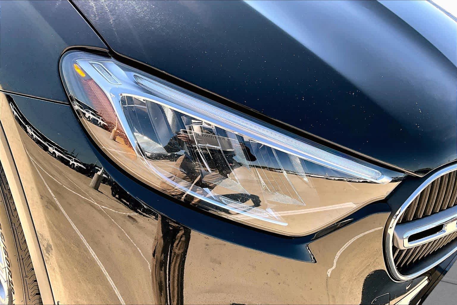 Used 2024 Black Mercedes-Benz GLC 300 image 27