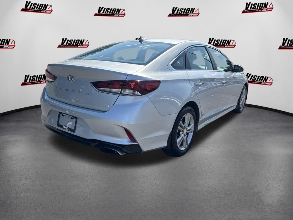 Used 2019 Silver Hyundai SEL image 5