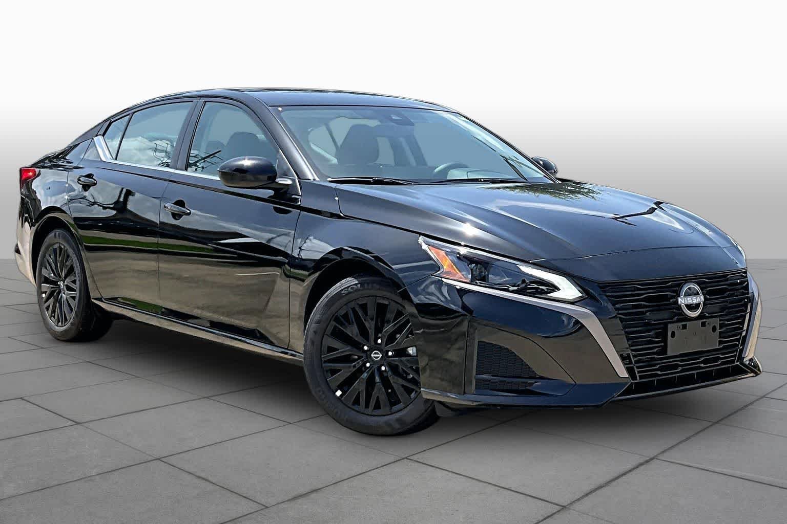 New 2026 Super Black Nissan SV image 2