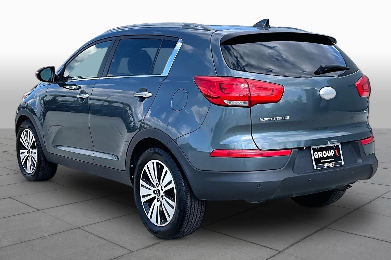 Used 2014 Sage Green Kia EX image 11