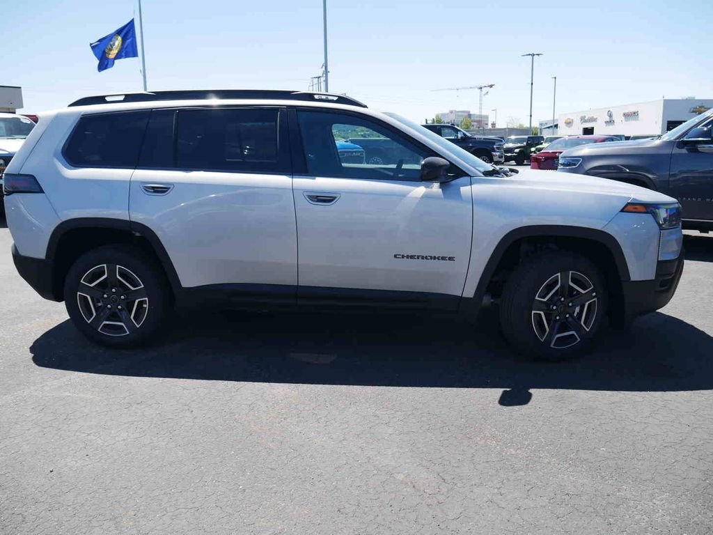 New 2026 Silver Zynith Clearcoat Jeep  image 17