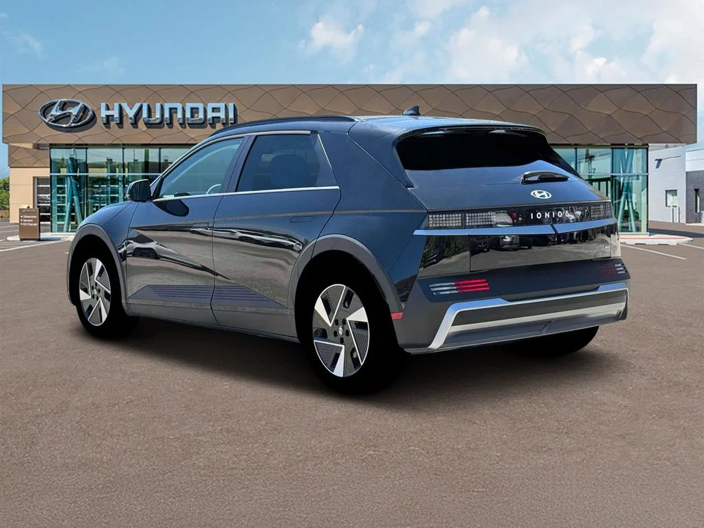 New 2026 Black Hyundai SEL image 5